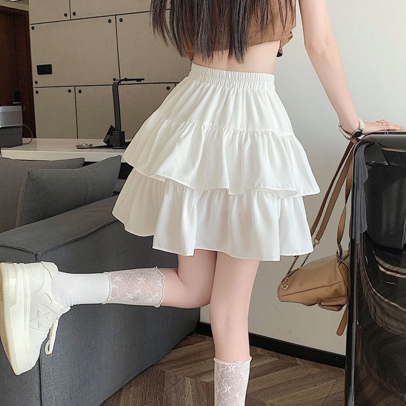 تنورة نسائية صيفية عصرية بيضاء - مراجعة Street Fashion Korean Girl وسعره
