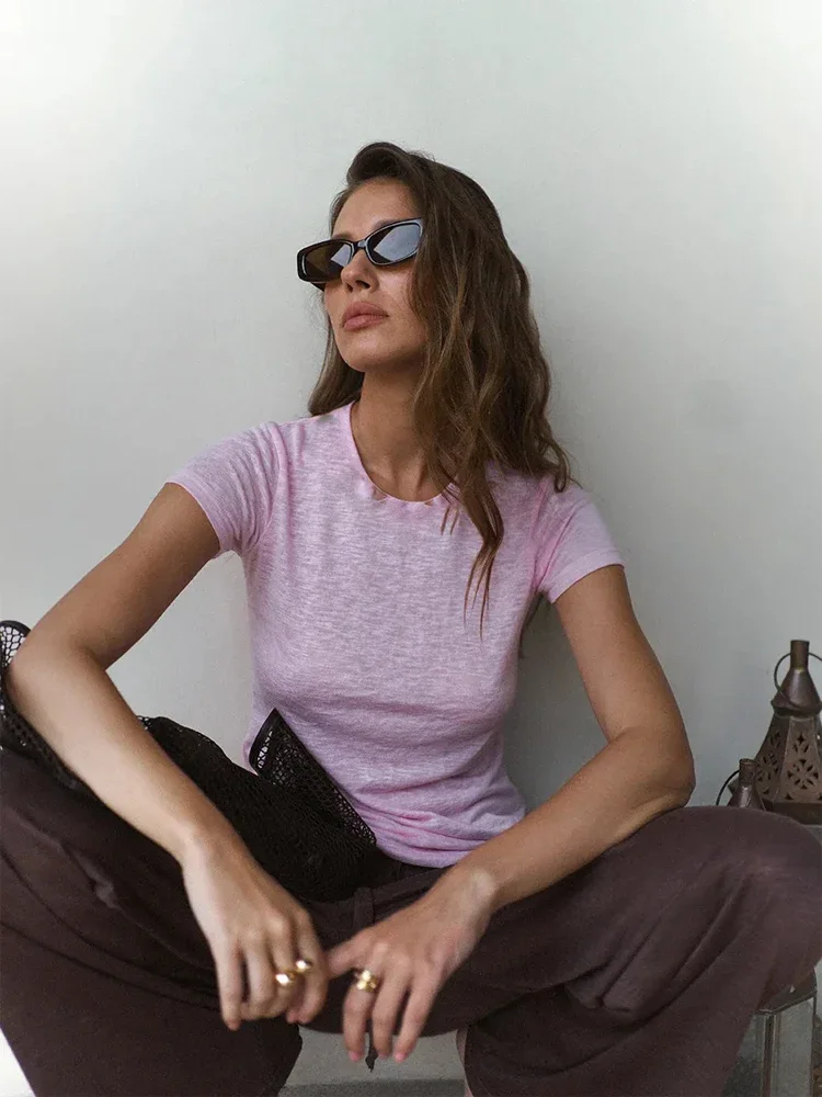 تي شيرت نسائي عصري بأكمام قصير - مراجعة Street Fashion Com وسعره