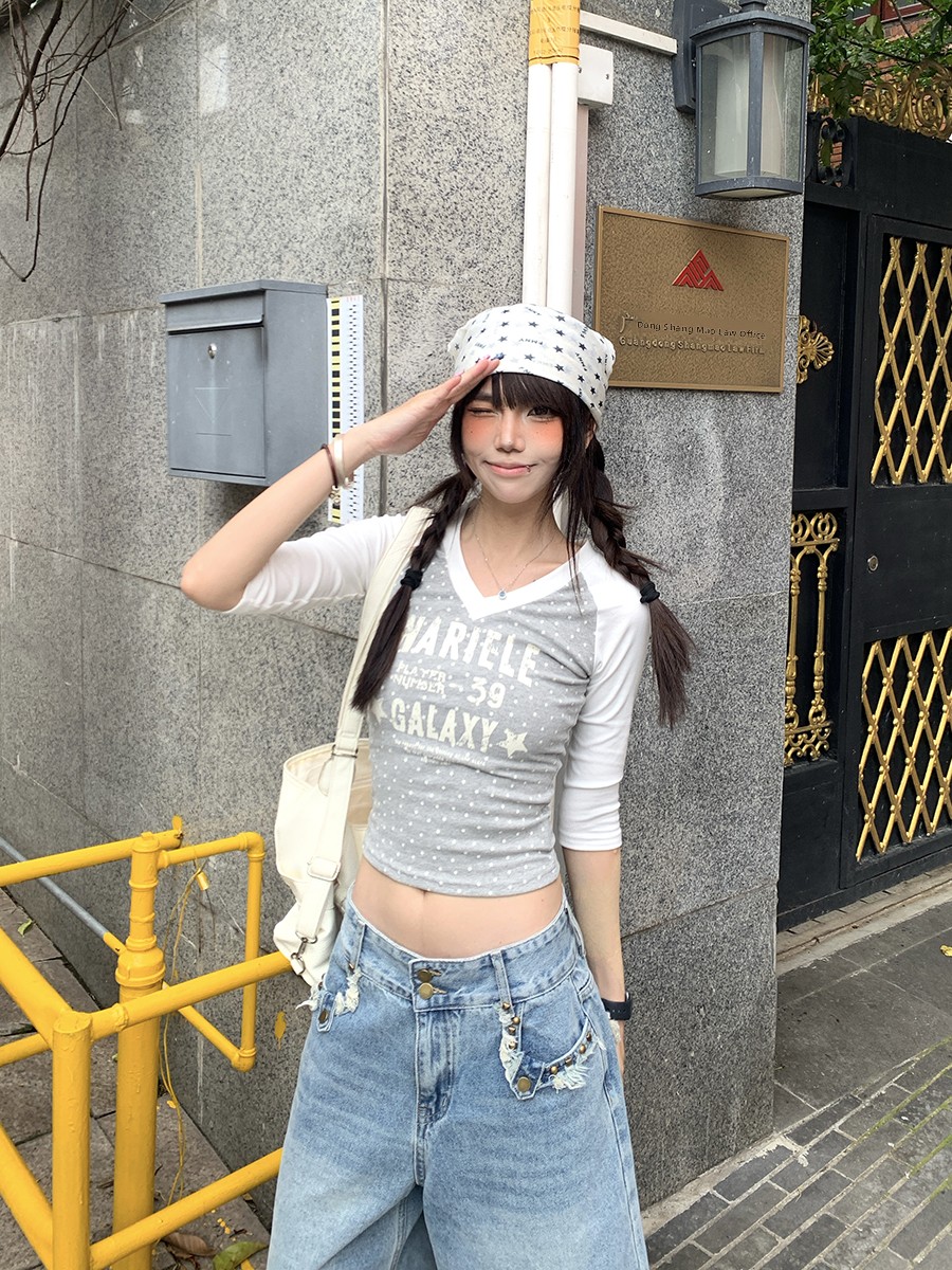 تي شيرت نسائي صيفي بتصميم منقط - مراجعة Street Fashion Korean Girl وسعره